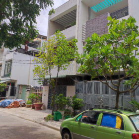 BÁN NHÀ 3 TẦNG NGUYỄN VIẾT XUÂN, LIÊN CHIỂU, ĐÀ NẴNG – DIỆN TÍCH 90M² (NGANG 5M), ĐƯỜNG 5,5M, LỀ 3M - TRƯỚC CỔNG BẾN XE