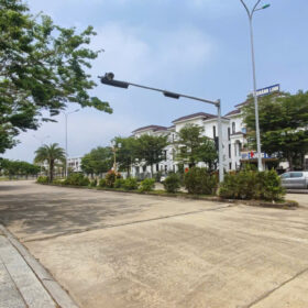 CHO THUÊ BIỆT THỰ LÔ GÓC 3 TẦNG TRỤC CHÍNH GOLDEN HILLS, LIÊN CHIỂU, ĐÀ NẴNG – DIỆN TÍCH 285M², NGANG 25M gen n z7639932553416 1dd12f8073b3fa19dffb466e1ae9dd67 1