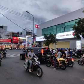 ban lo goc 2 mat tien nga tu ton duc thang ngo van so lien chieu duong 33m vi tri cuc hiem dac dia 07