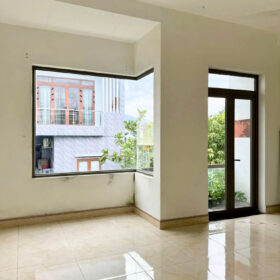 BÁN NHÀ XUÂN THIỀU 16, LIÊN CHIỂU, ĐÀ NẴNG – DIỆN TÍCH 75M² NGANG 6M, ĐƯỜNG 5,5M - GẦN BIỂN NGUYỄN TẤT THÀNH ban nha xuan thieu 16 lien chieu da nang dien tich 75mc2b2 ngang 6m duong 55m vi tri dat dat bien 3