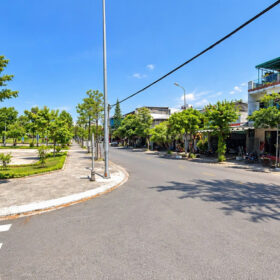 BÁN NHÀ MẶT TIỀN PHÚ THẠNH 7, LIÊN CHIỂU, ĐÀ NẴNG – 100M2 5x20, ĐƯỜNG 10.5M, LỀ 5M ĐỐI DIỆN CÔNG VIÊN