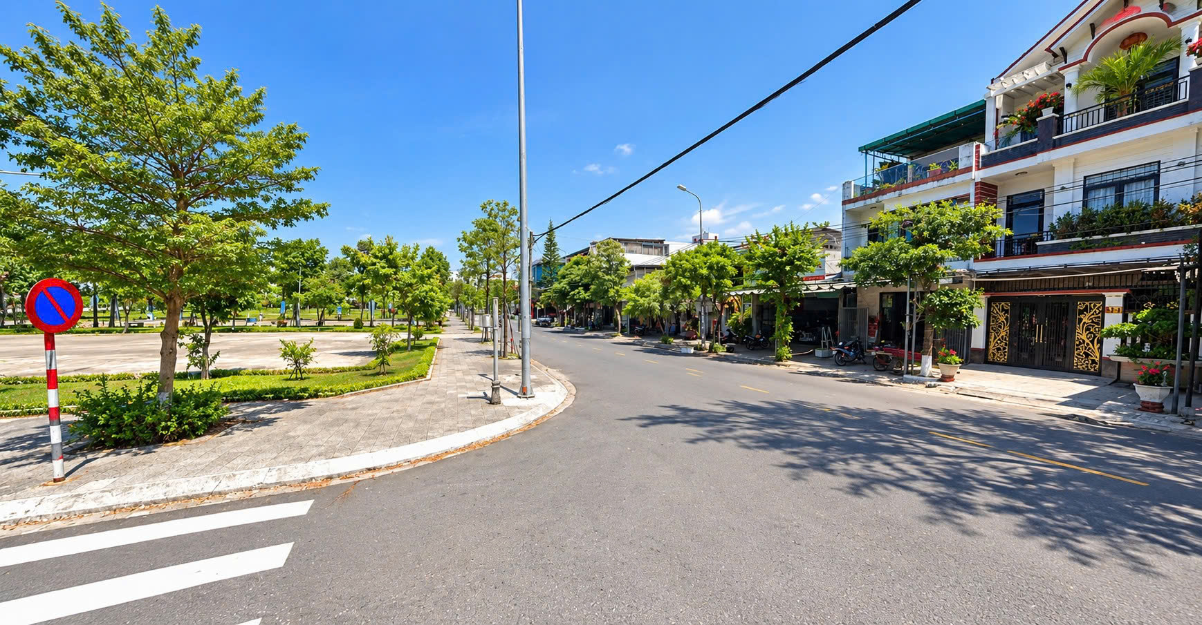 ban-nha-mat-tien-phu-thanh-7-lien-chieu-da-nang-100m2-5x20-duong-10-5m-le-5m-doi-dien-cong-vien-3 ban nha mat tien phu thanh 7 lien chieu da nang 100m2 5x20 duong 10 5m le 5m doi dien cong vien 3
